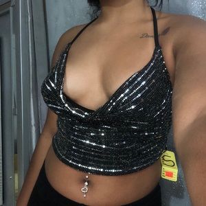 Black diamond crop top